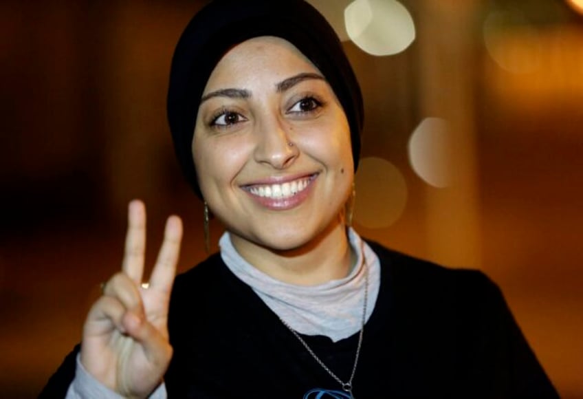 daughter of long imprisoned activist in bahrain to return to island in bid to push for his release