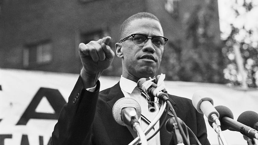 Malcolm X speaking in Harlem