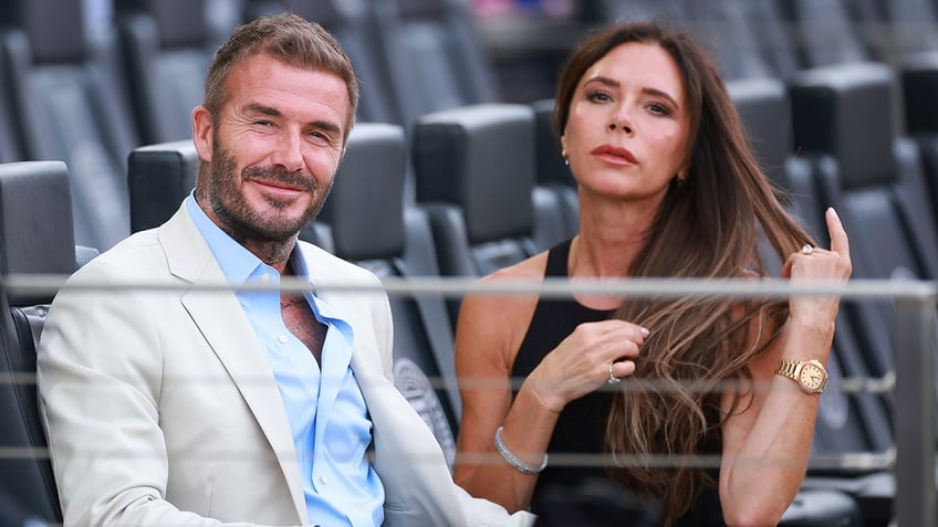 david beckhams wife victoria admits she resented soccer star during circus that followed affair rumors