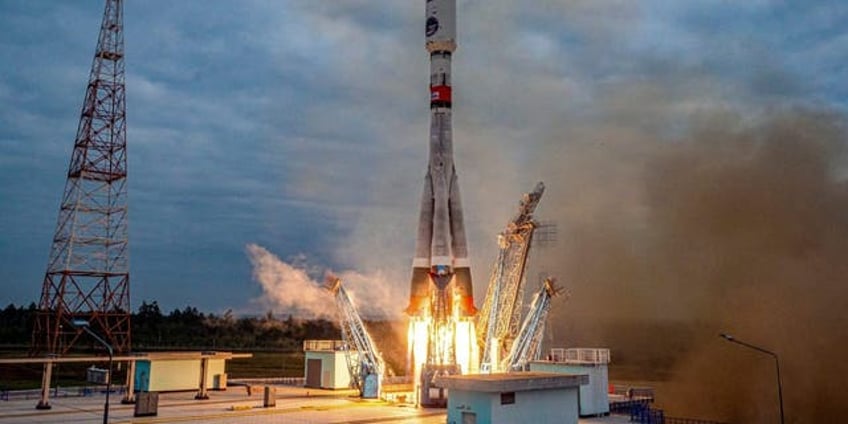 days after russias lunar disaster indias chandrayaan 3 successfully lands on the moon