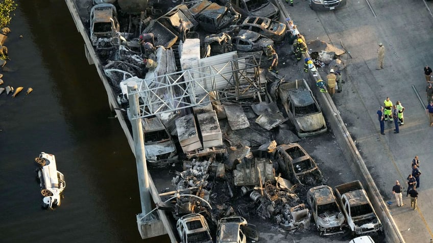 Louisiana superfog highway crashes