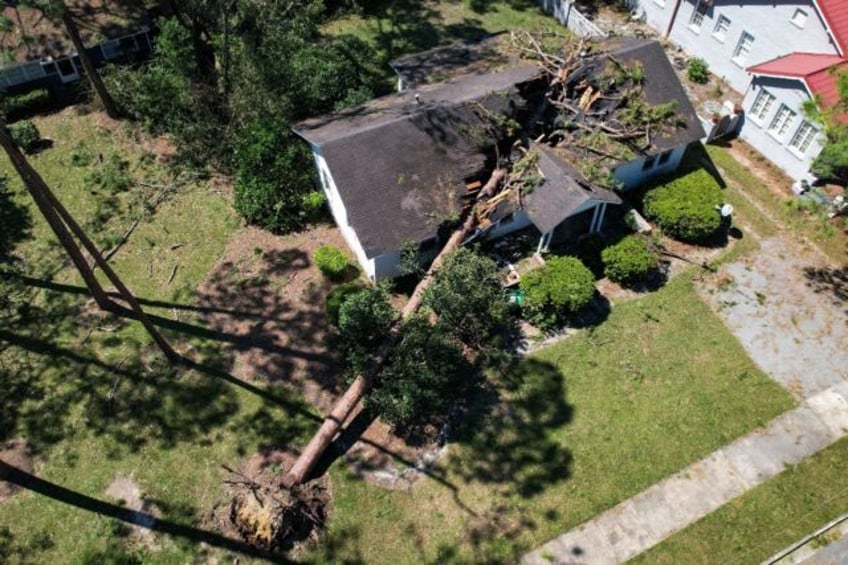 The storm left a swathe of damage across at least five US states