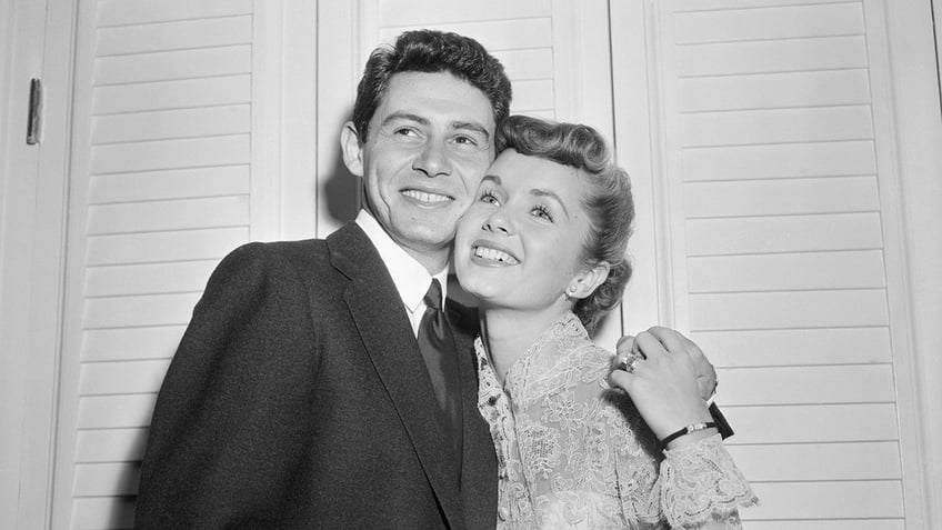 debbie reynolds had no dark side despite husband eddie fishers torrid affair with pal elizabeth taylor son