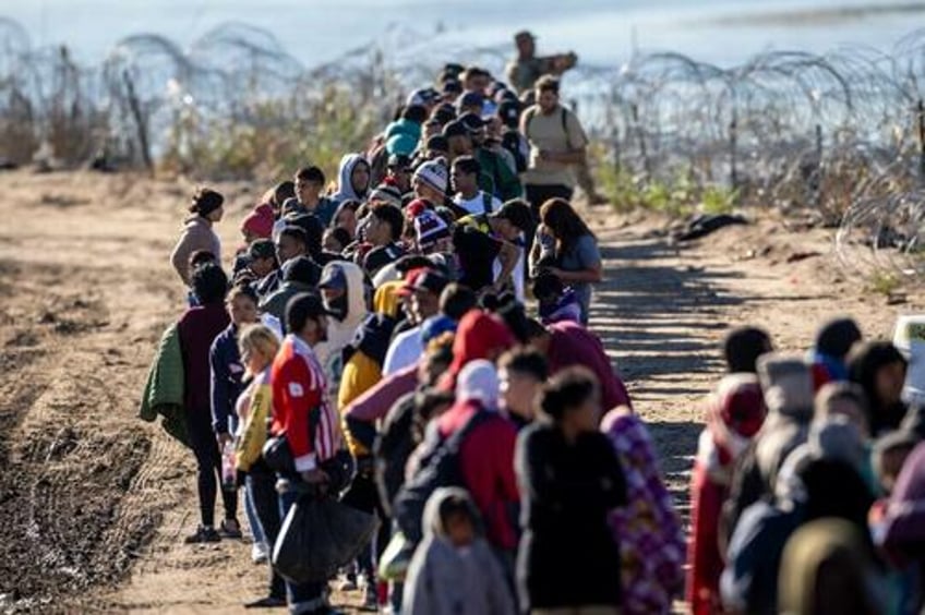 december border surge sets alarming record 371000 illegal crossings