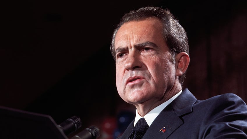 declassified richard nixon letter to president clinton proves prophetic on russia