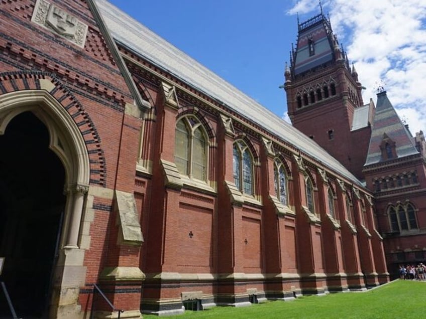 Harvard University building