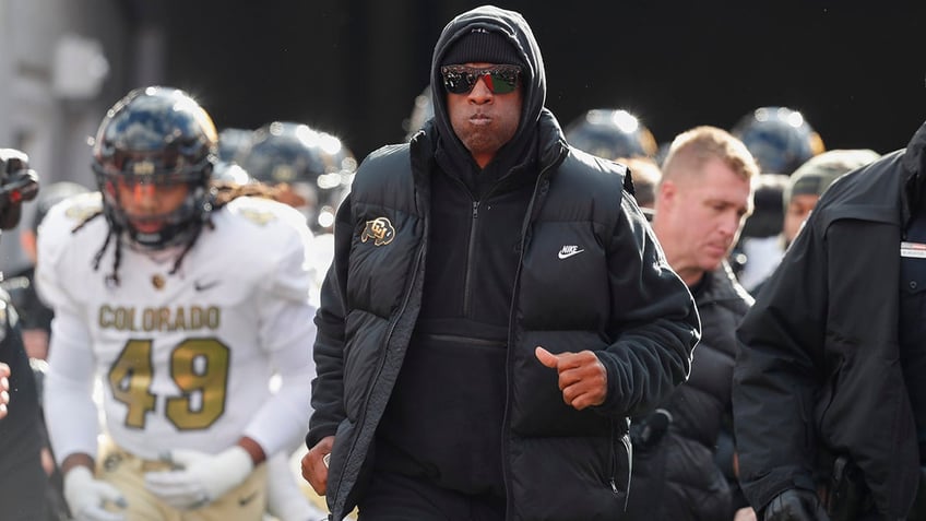 deion sanders colorado football program sees top recruit decommit amid disappointing 2023 season