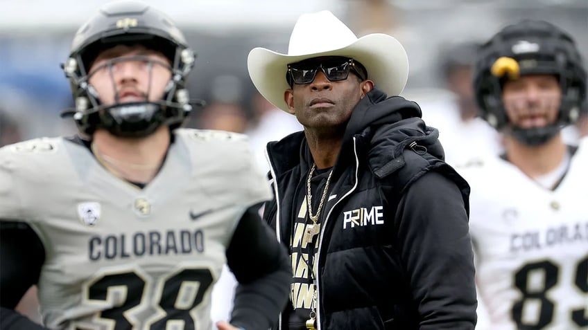 deion sanders expected to miss pac 12 media day in las vegas due to second blood clot surgery