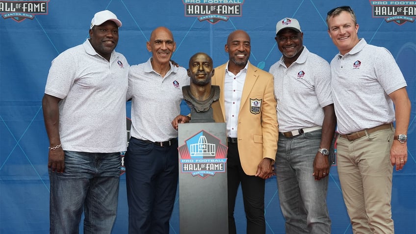 deion sanders says pro football hall of famer joining colorado staff