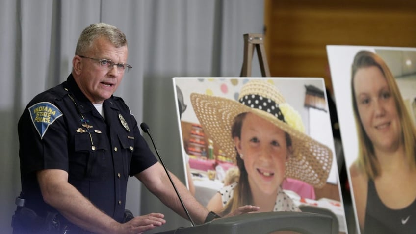 Supt. Doug Carter of the Indiana State Police, right, speaks during a press conference on an update on the Delphi murders investigation, Monday, April 22, 2019 at the Canal Center in Delphi.