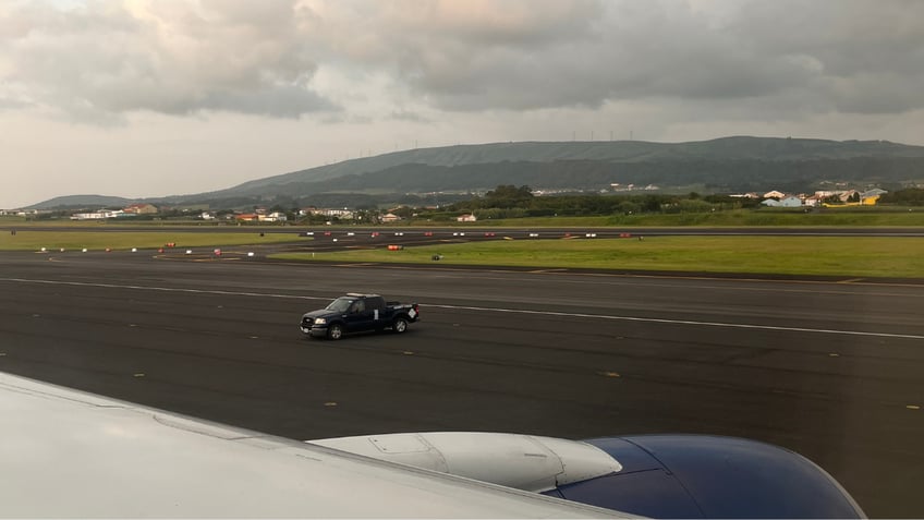 delta planes mechanical issue forces diversion to atlantic island passengers waited 12 hours for new plane