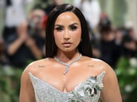 Demi Lovato Promotes ‘Support the Detained Immigrant Bond Fund’ After Violent Anti-ICE Riots in L.A.