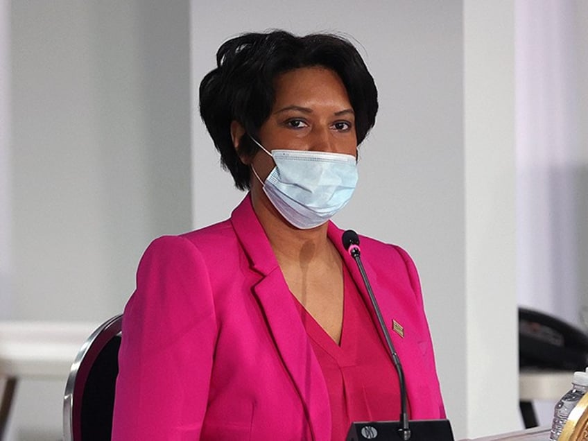 democrat dc mayor opposes criminals wearing masks after mandating them