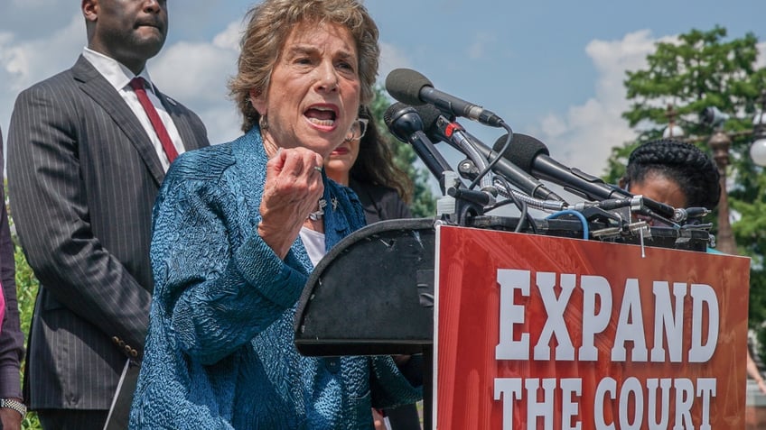 WASHINGTON, DC - JULY 18: Rep. Jan Schakowsky (D-IL) speaks at a press conference on July 18, 2022 in Washington, DC. (Photo by Jemal Countess/Getty Images for Take Back the Court Action Fund)