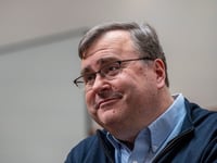 Democrat Mega-Donor Reid Hoffman Says 2024 Election Is Disrupting Silicon Valley Relationships