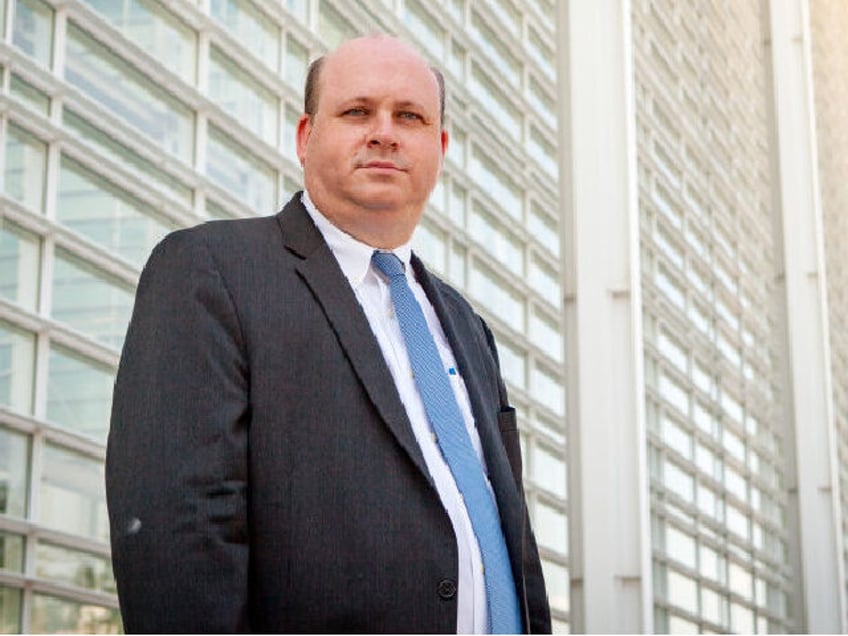 Attorney Marc Elias outside of Sandra Day O'Connor United States Courthouse in Phoeni