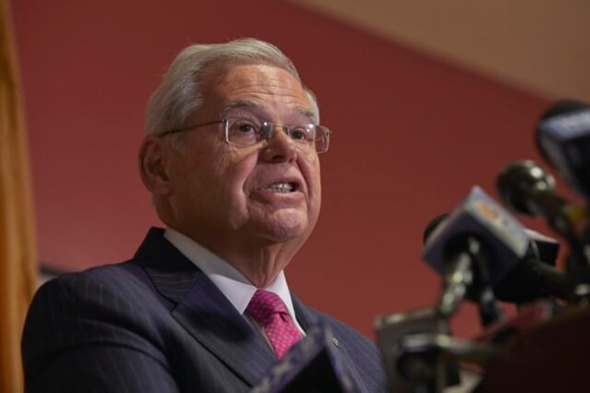 democratic sen menendez rejects calls to resign says cash found in home was not bribe proceeds