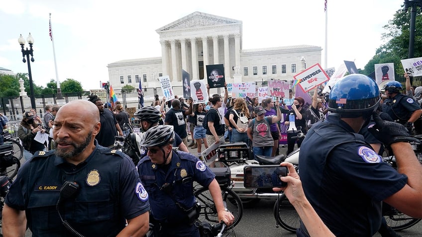 Supreme Court Roe v. Wade decision announced