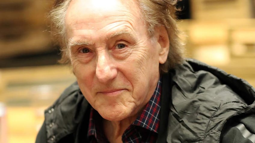 denny laine wings and moody blues co founder dead at 79