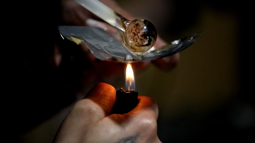 denver sees sharp uptick in overdose deaths forcing civilians to function as first responders
