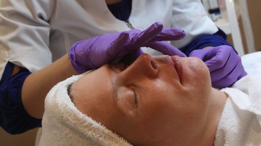 Dr. Jennifer Chioccariello does dermaplaning