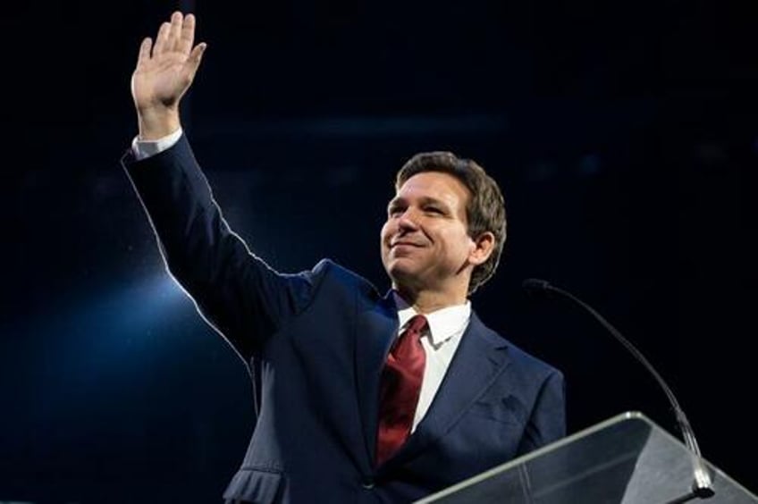 desantis accuses trump of mailing in campaign