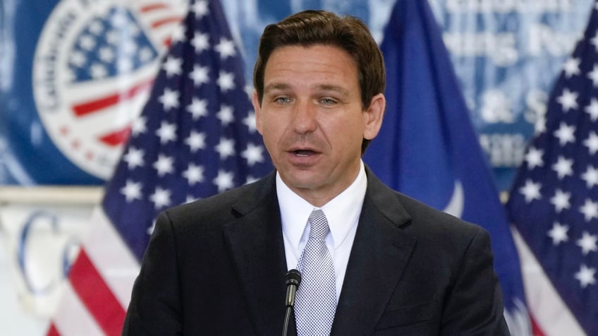 desantis campaign promises changes during reset meeting with top donors as trump extends lead