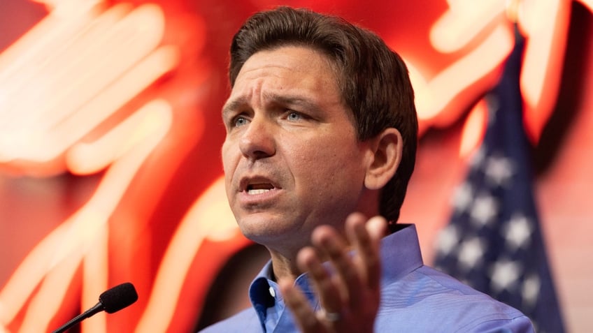desantis hits back at mccarthy for saying hes not on same level as trump badge of honor