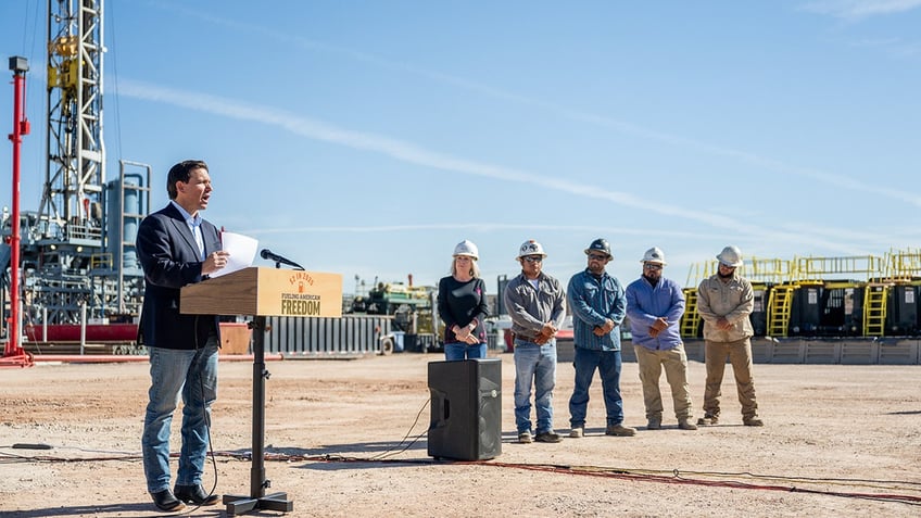 desantis say he would not fund booster vaccines as president vows reckoning on covid policies