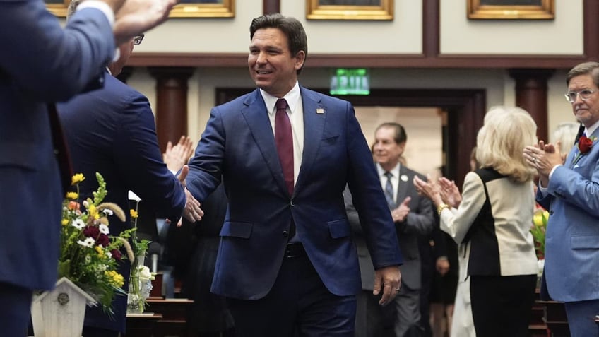 Gov DeSantis