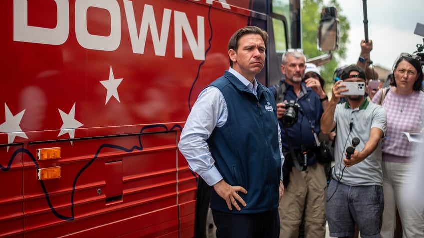 desantis uses recent trump claim to spotlight his broken promise on mexico that didnt happen