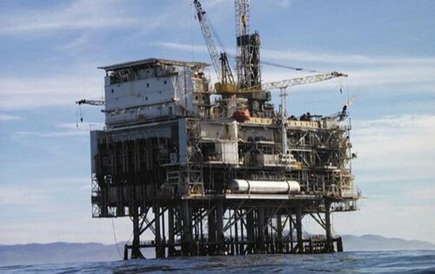 despite warnings biden admin finalizes rule that could cripple many offshore oil companies