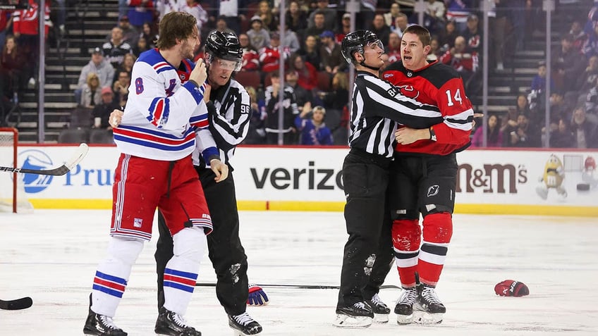 Rangers and devils fight 