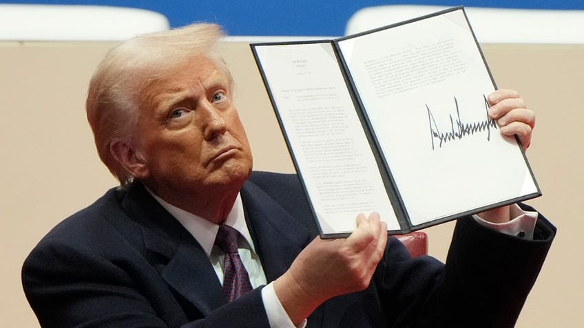 trump holding up executive order 