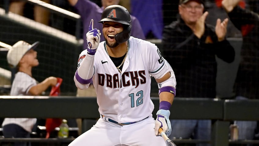 diamondbacks complete upset sweep dodgers to advance to first nlcs in 16 years