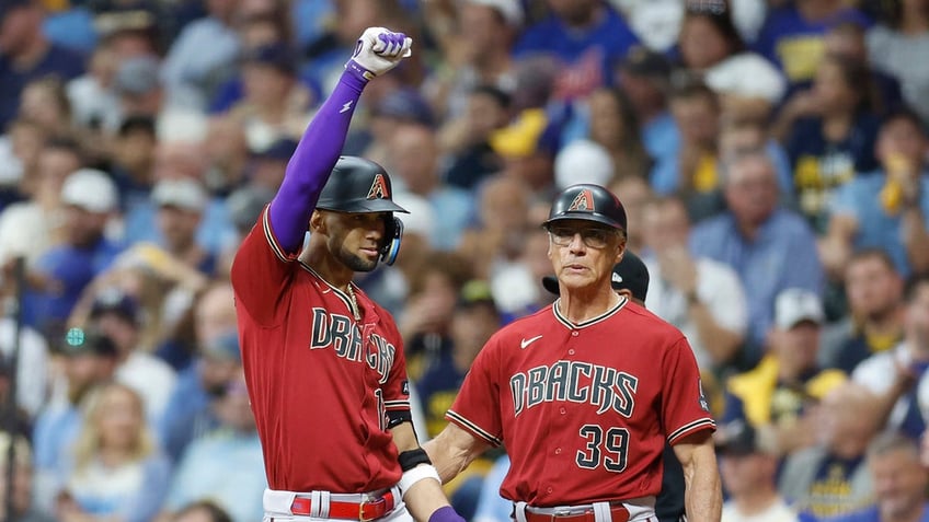 diamondbacks earn date with nl west rival dodgers after sweeping brewers in wild card series