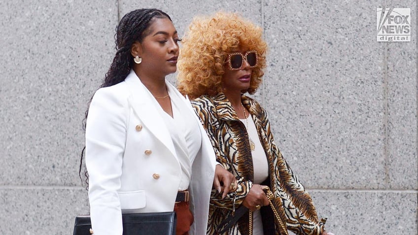 Diddy's mom arrives at court