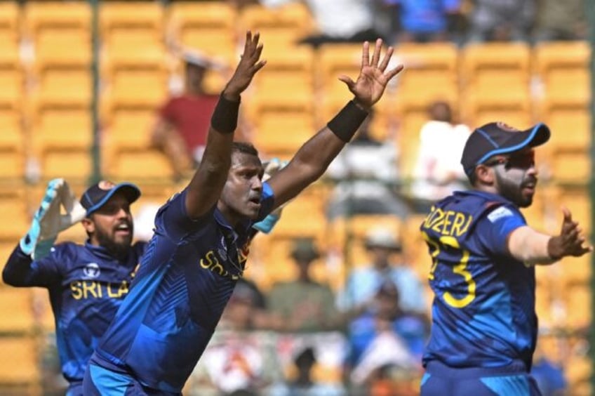 dismal england bowled out for 156 by sri lanka at world cup