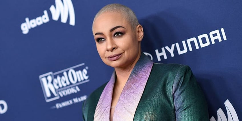 disney star raven symone suffered seizure after getting plastic surgery before turning 18