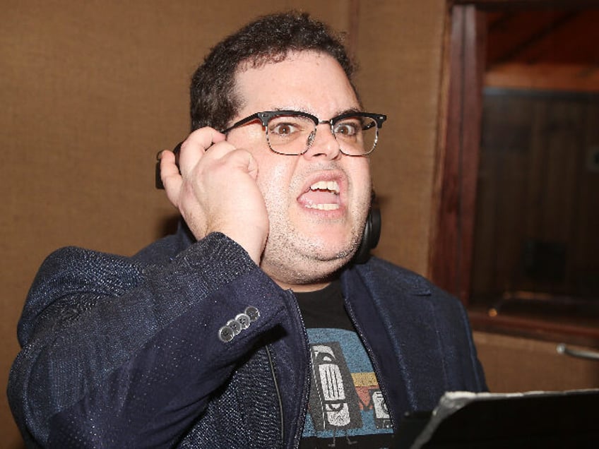 NEW YORK, NEW YORK - JANUARY 29: Josh Gad during the recording of the upcoming Center Stag