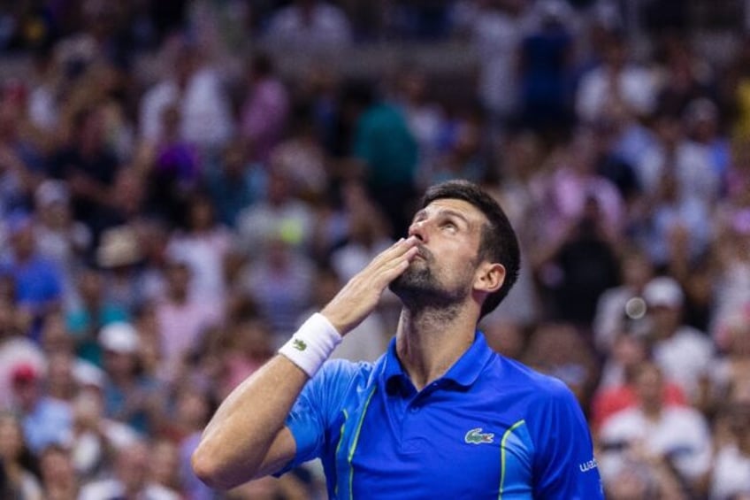 djokovic passes gojo into us open quarters