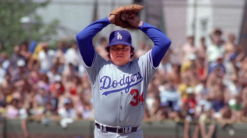 Fernando Valenzuela windup