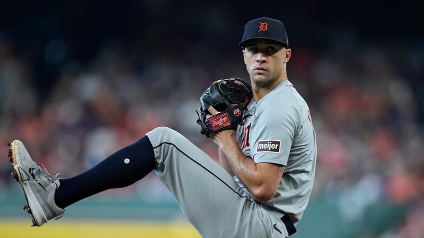 Jack Flaherty windup