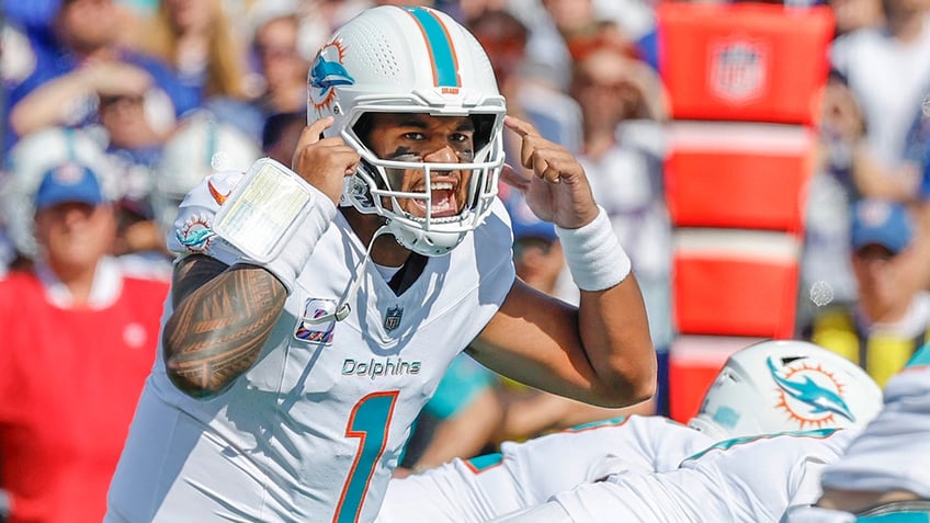 dolphins tua tagovailoa turns to jesus christ after tough loss to bills