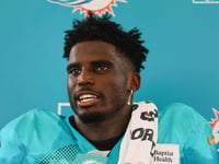 Dolphins' Tyreek Hill floats latest theory about arrest near NFL stadium amid battle with wrist injury