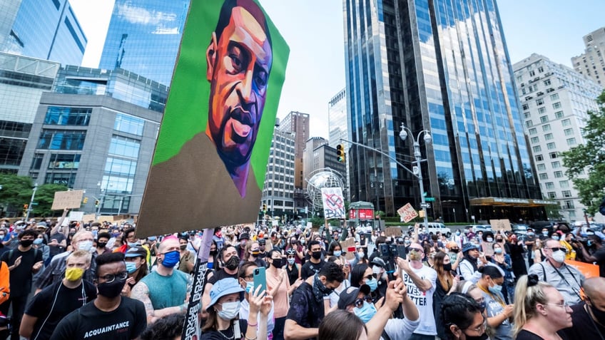 New York City protest George Floyd at columbus circle Trump Tower