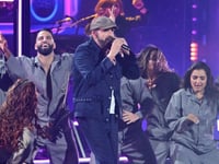 Dominican Juan Luis Guerra triumphs at 25th annual Latin Grammys