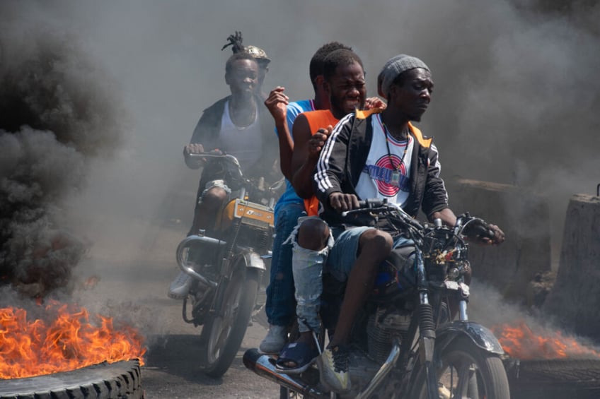 dominican republic un never asked for air bridge to help haitians