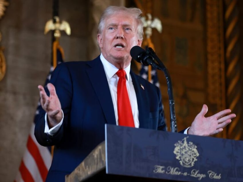 PALM BEACH, FLORIDA - AUGUST 08: Republican presidential candidate former President Donald