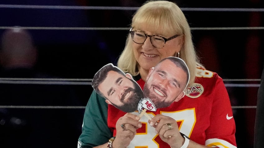 Donna Kelce with her son faces